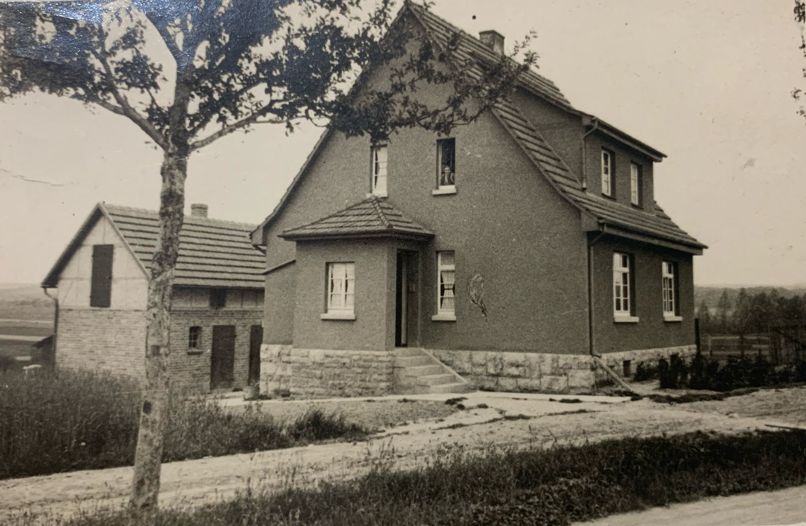 ~ 1932